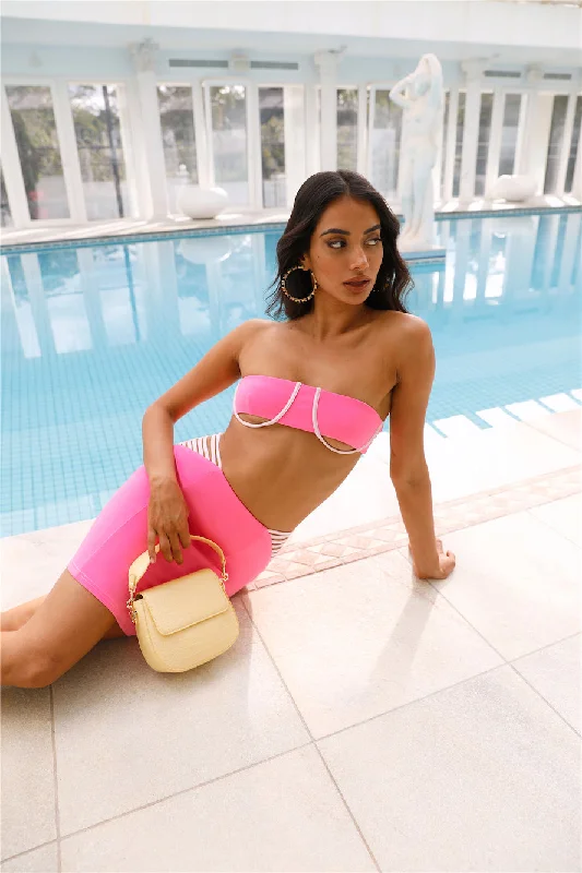 hello-molly-paradise-resort-crop-top-pink