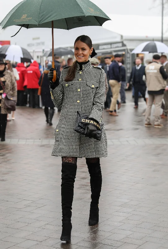 highbury-cape-coat-houndstooth