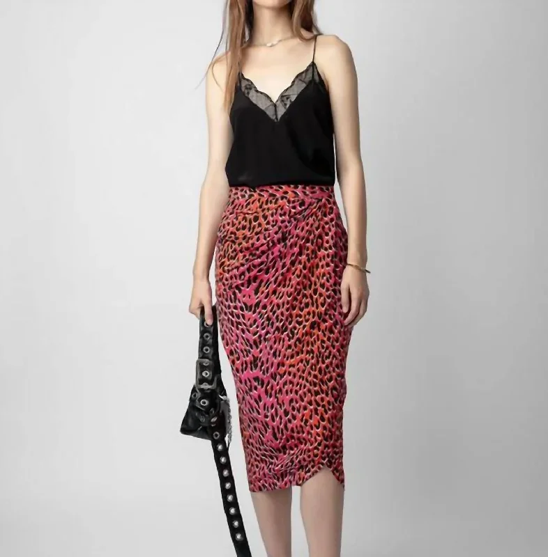 Jamelia Leopard Silk Skirt In Rose