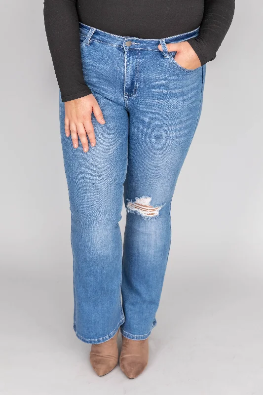 medium-wash-flare-jeans