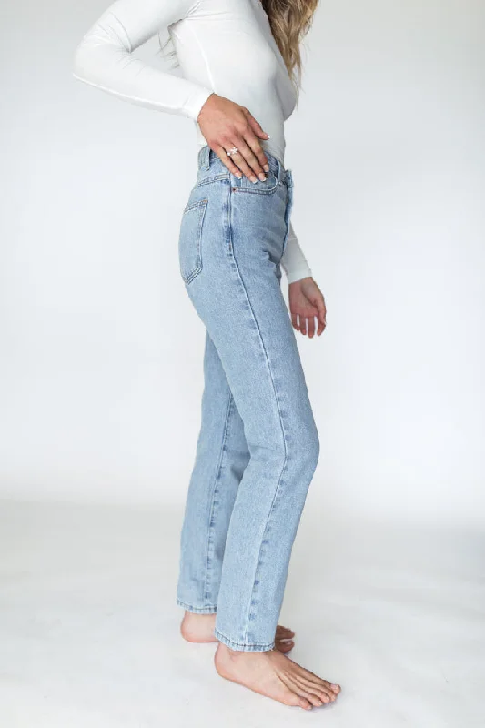 megan-light-wash-straight-leg-mom-jeans-1