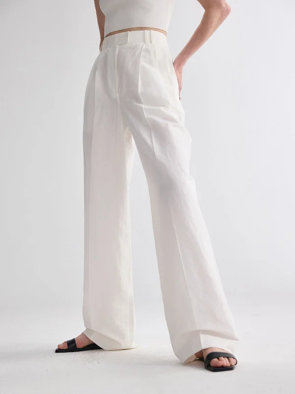 minimalism-straight-leg-pants