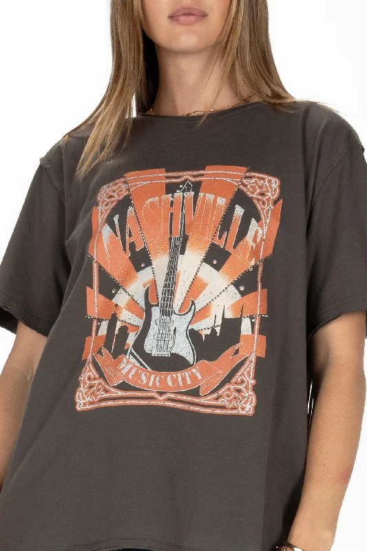 nashville-guitar-tee