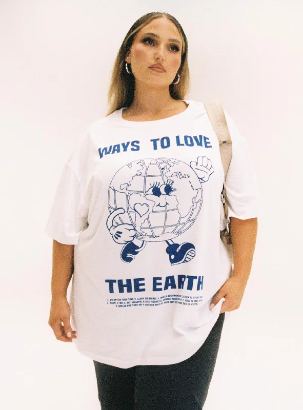 organic-cotton-love-the-earth-oversized-tee-white-curve