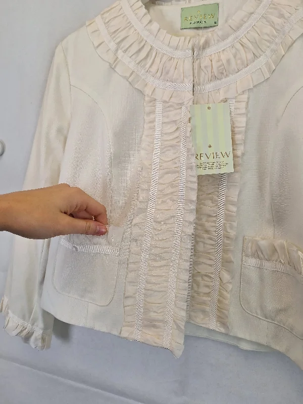 review-vanilla-ruffle-dainty-jacket-size-12-b039-361-wh