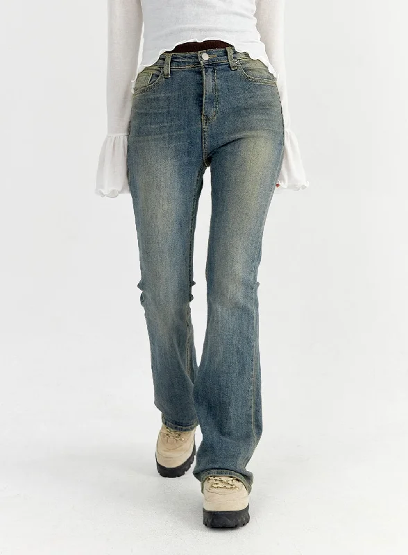 slim-washed-bootcut-jeans-co327