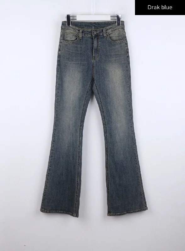 slim-washed-bootcut-jeans-co327