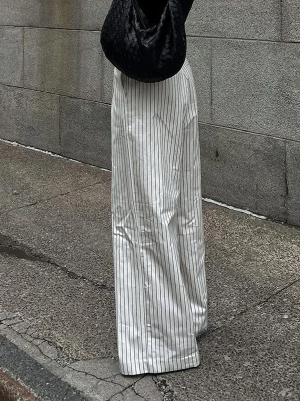 striped-pockets-wide-leg-pants-without-belt