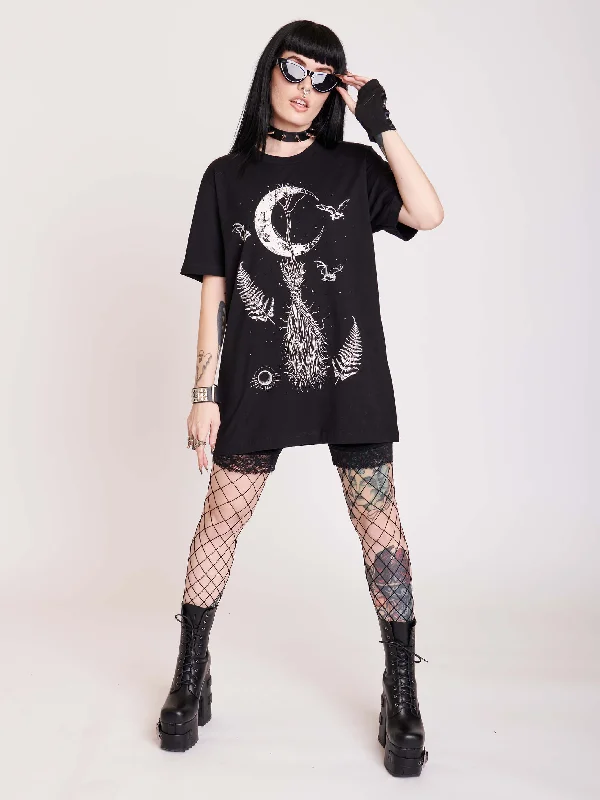 witch-broom-t-shirt